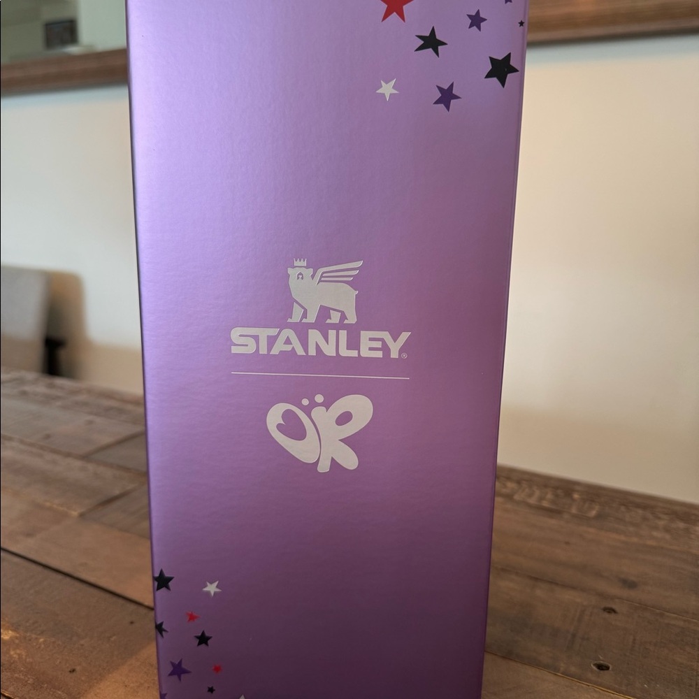 NEW- Olivia Rodrigo Stanley!